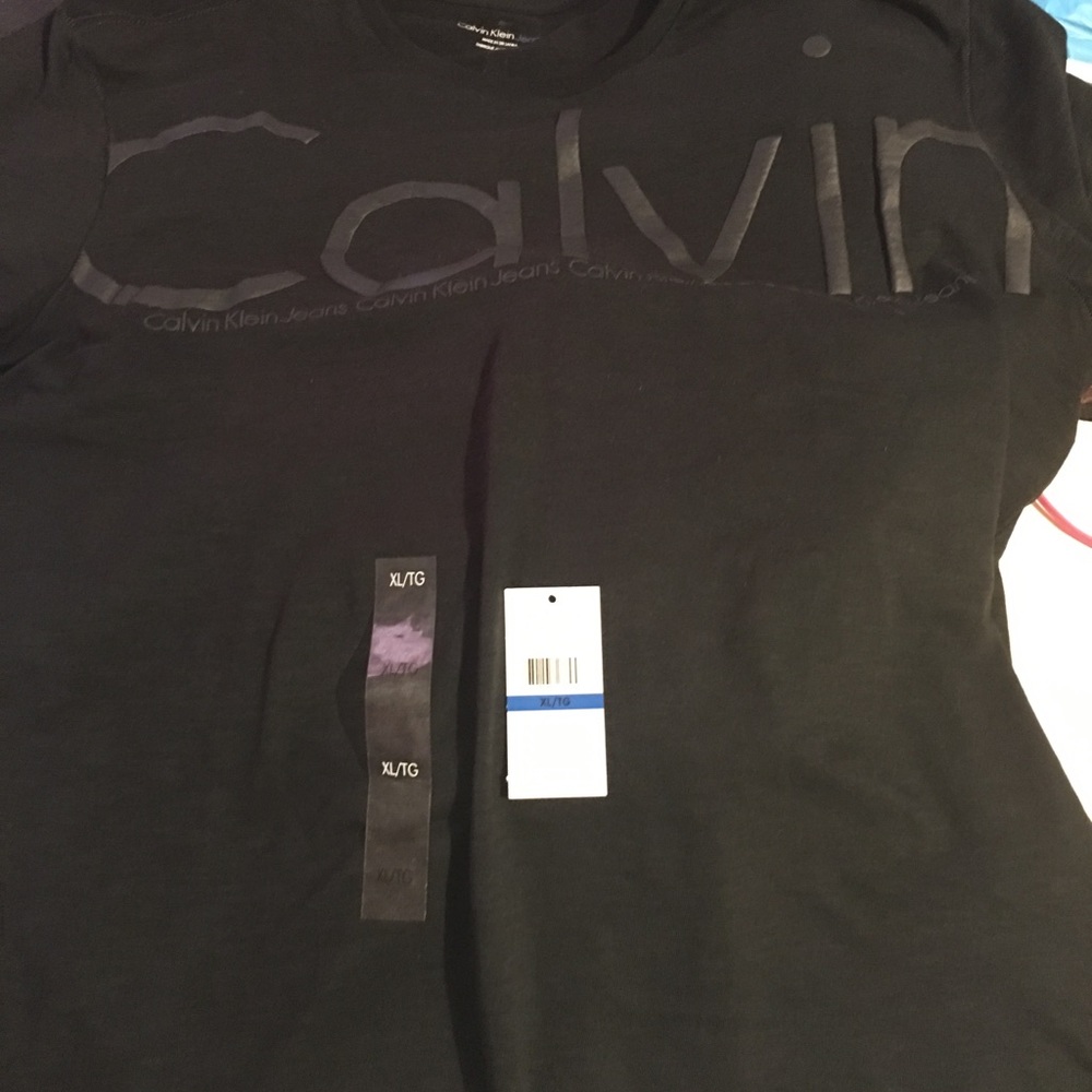 Men’s size XL Calvin Klein shirt